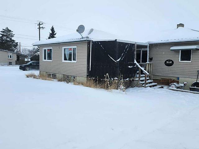 House For Sale In Warner Alberta