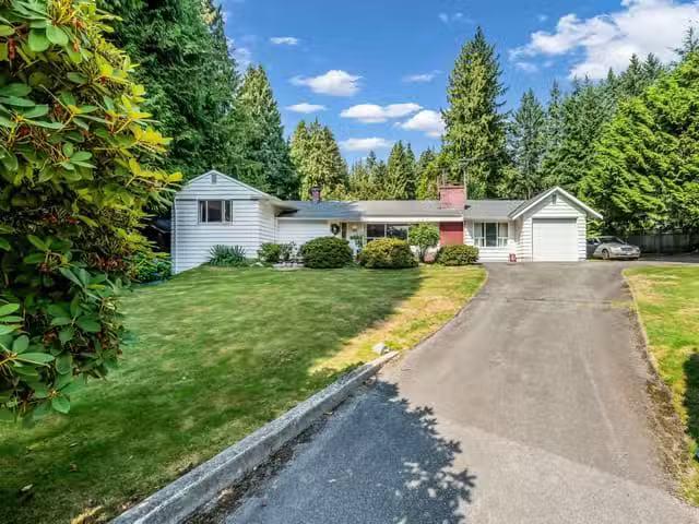 House for sale in West Vancouver, West Vancouver, 410 Hadden D.