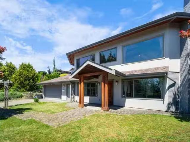 House for sale in West Vancouver, West Vancouver, 4246 Rockrid.