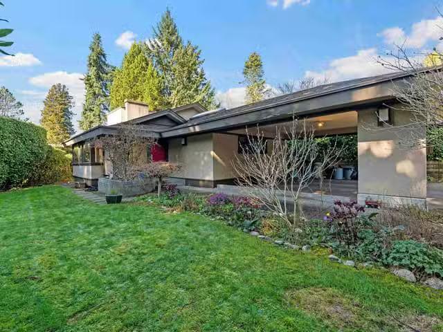 House for sale in West Vancouver, West Vancouver, 4341 Erwin D.