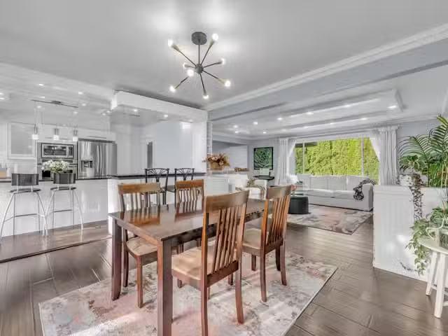 House for sale in West Vancouver, West Vancouver, 4380 Woodcre.