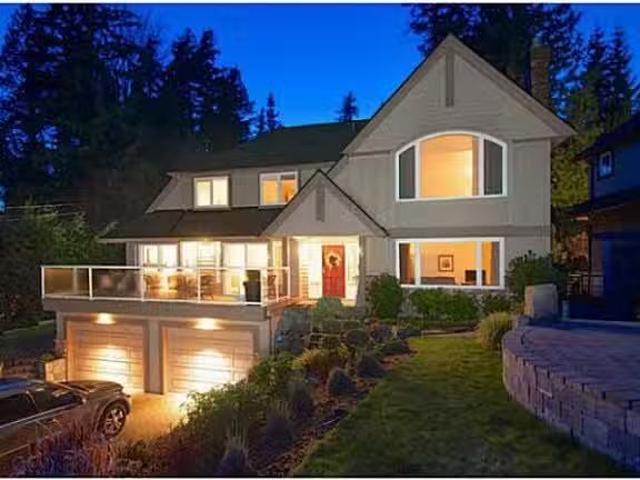 House for sale in West Vancouver, West Vancouver, 457 Hillcres.