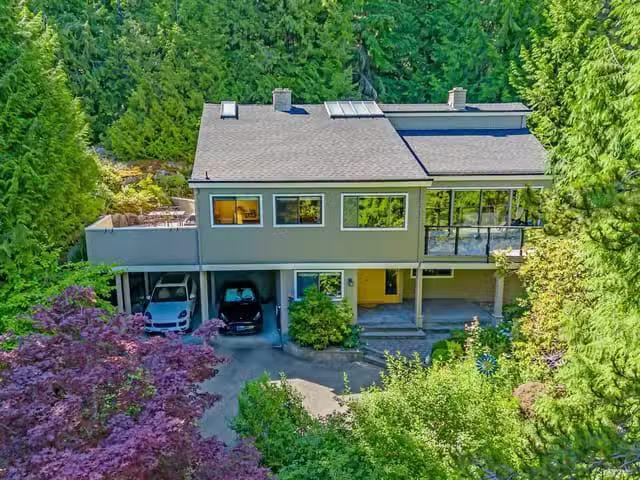House for sale in West Vancouver, West Vancouver, 4623 Caulfei.
