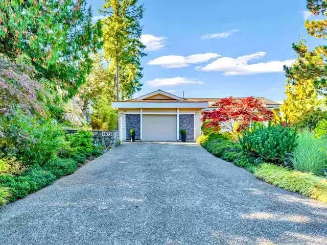 House for sale in West Vancouver, West Vancouver, 4673 Woodbur.