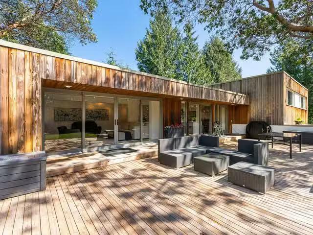 House for sale in West Vancouver, West Vancouver, 4697 Woodvie.