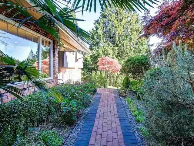 House for sale in West Vancouver, West Vancouver, 4730 Willow.