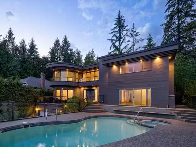 House for sale in West Vancouver, West Vancouver, 4779 Woodley.