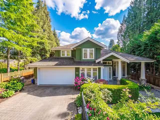 House for sale in West Vancouver, West Vancouver, 550 Keith Ro.