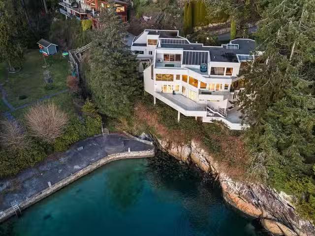 House for sale in West Vancouver, West Vancouver, 5530 Parthen.