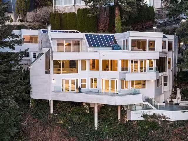 House for sale in West Vancouver, West Vancouver, 5530 Parthen.