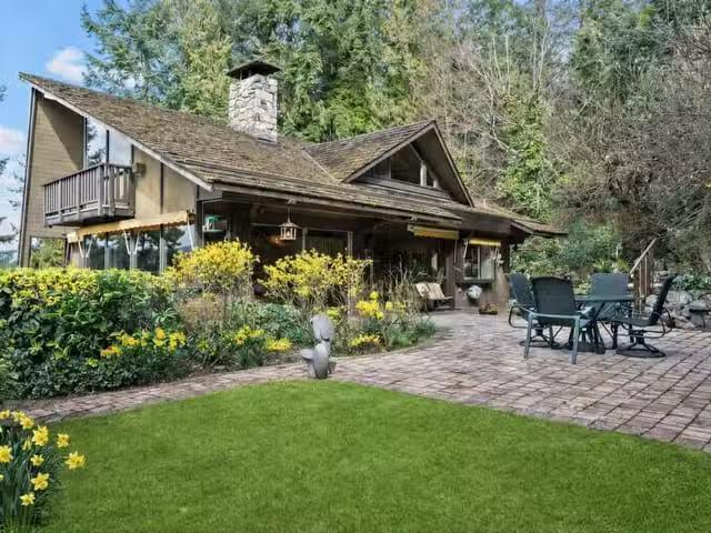 House for sale in West Vancouver, West Vancouver, 6035 Eagleri.