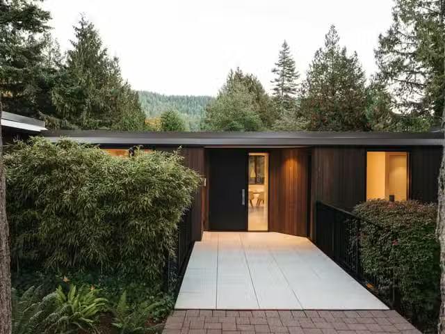 House for sale in West Vancouver, West Vancouver, 6510 Madrona.