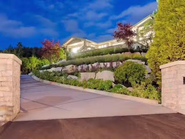 House for sale in West Vancouver, West Vancouver, 1122 Highlan.