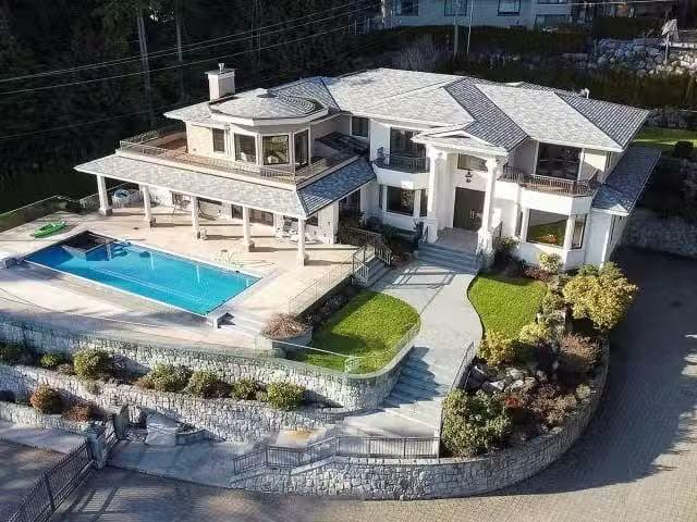 House for sale in West Vancouver, West Vancouver, 1167 Eyremou.