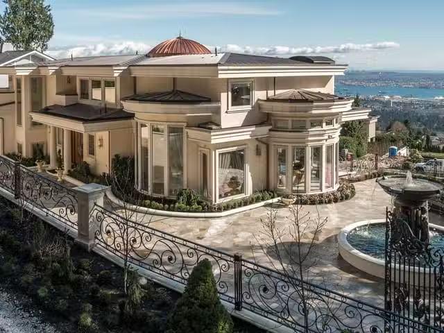 House for sale in West Vancouver, West Vancouver, 1175 Eyremou.
