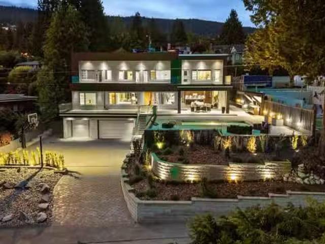 House for sale in West Vancouver, West Vancouver, 1265 Queens.
