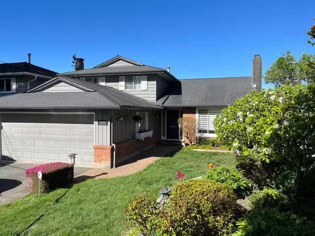 House for sale in West Vancouver, West Vancouver, 1405 20th St.