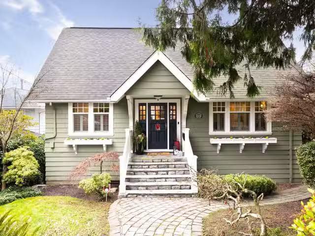 House for sale in West Vancouver, West Vancouver, 1470 Haywood.
