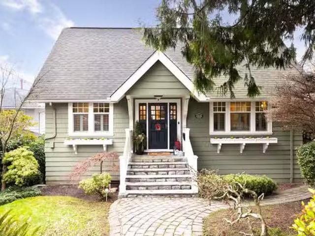 House for sale in West Vancouver, West Vancouver, 1470 Haywood.