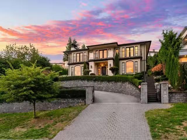House for sale in West Vancouver, West Vancouver, 1485 Camelot.