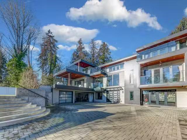 House for sale in West Vancouver, West Vancouver, 1497 Queens.