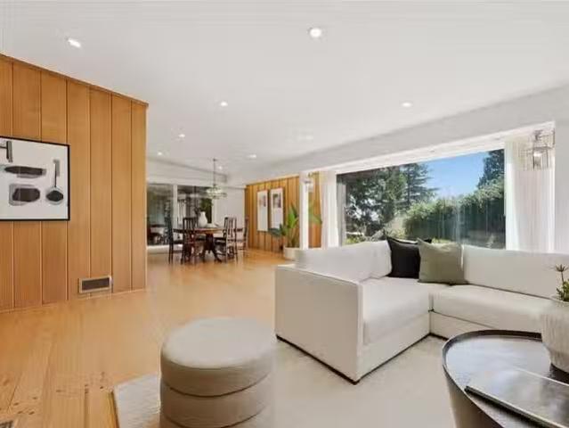 House for sale in West Vancouver, West Vancouver, 1650 Mathers.