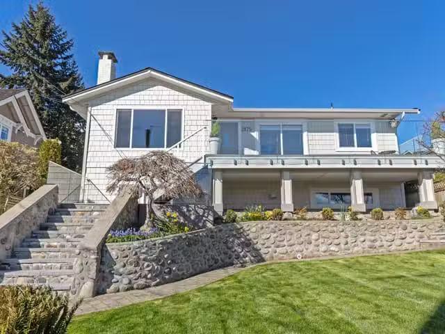 House for sale in West Vancouver, West Vancouver, 2175 Lawson.