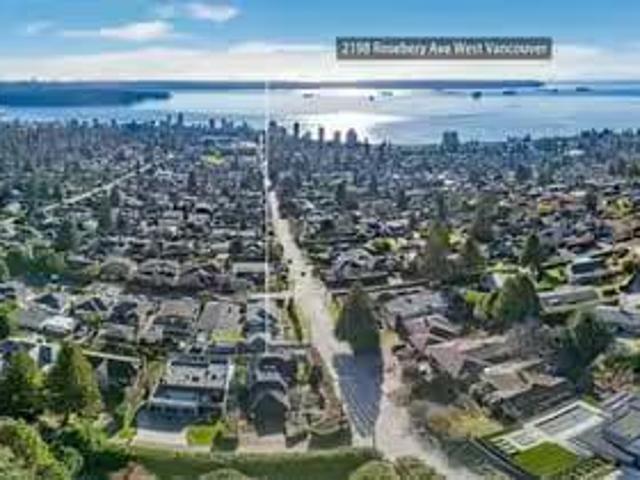 House for sale in West Vancouver, West Vancouver, 2198 Roseber.