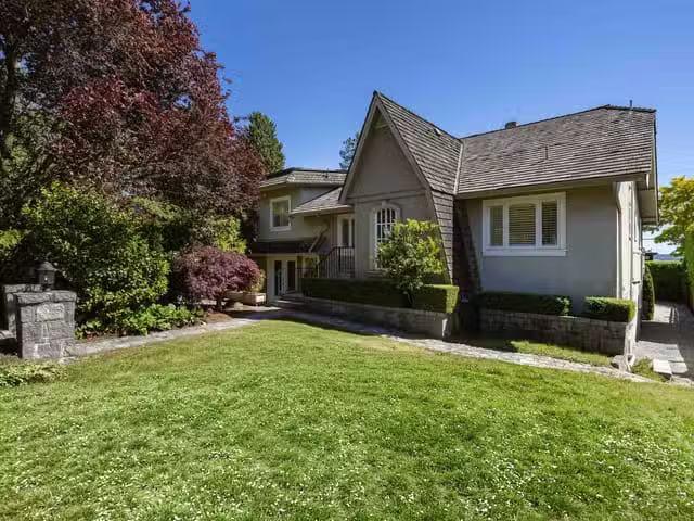 House for sale in West Vancouver, West Vancouver, 2308 Inglewo.