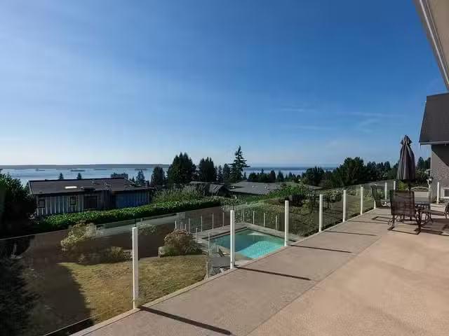 House for sale in West Vancouver, West Vancouver, 2316 Nelson.