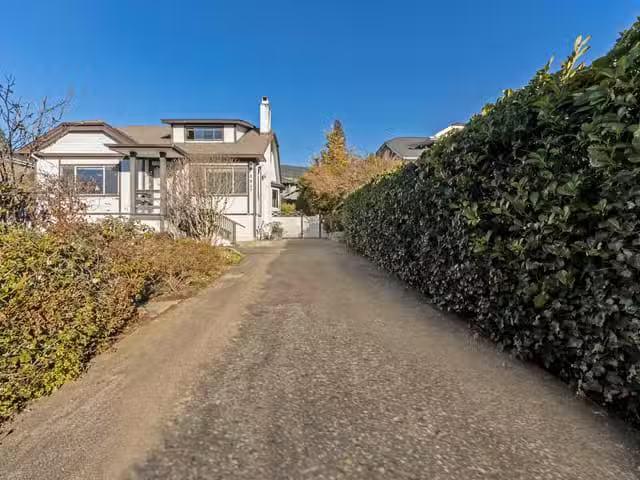 House for sale in West Vancouver, West Vancouver, 2317 Kings A.