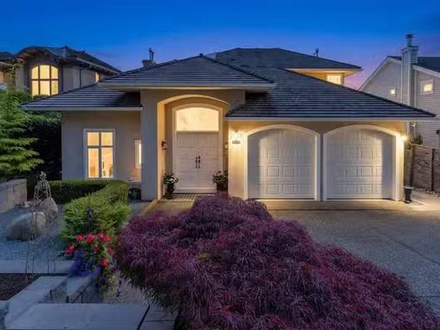 House for sale in West Vancouver, West Vancouver, 2322 Lawson.