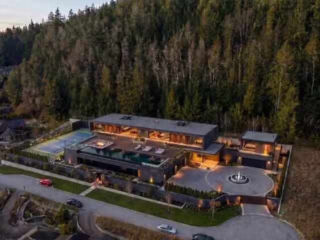 House for sale in West Vancouver, West Vancouver, 2345 Kadlec.