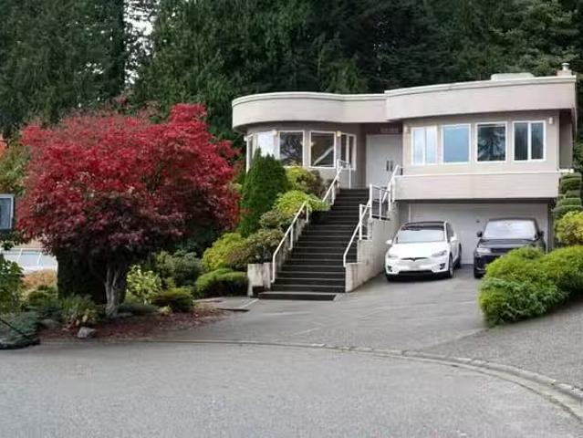 House for sale in West Vancouver, West Vancouver, 2572 Westhil.