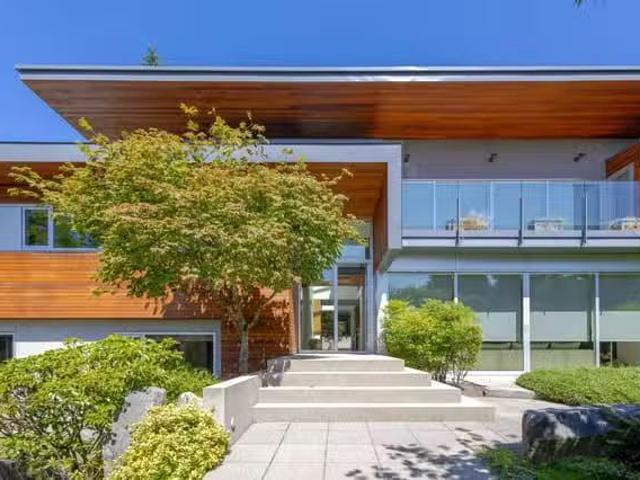 House for sale in West Vancouver, West Vancouver, 2924 Altamon.