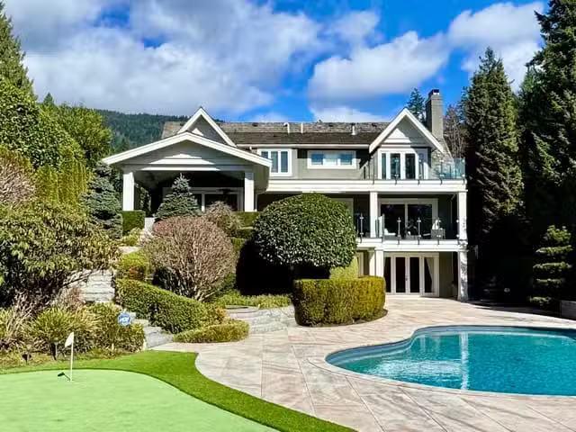 House for sale in West Vancouver, West Vancouver, 2920 Mathers.