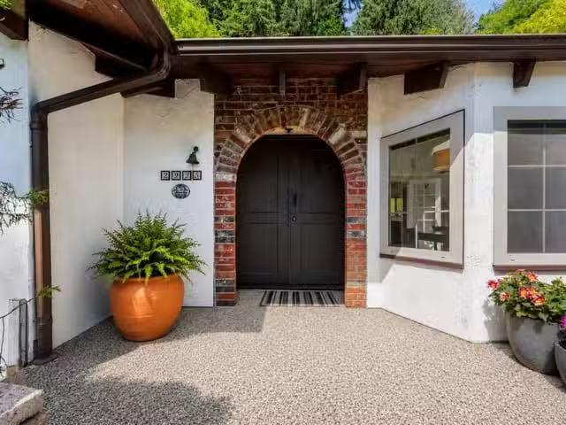 House for sale in West Vancouver, West Vancouver, 2995 Altamon.