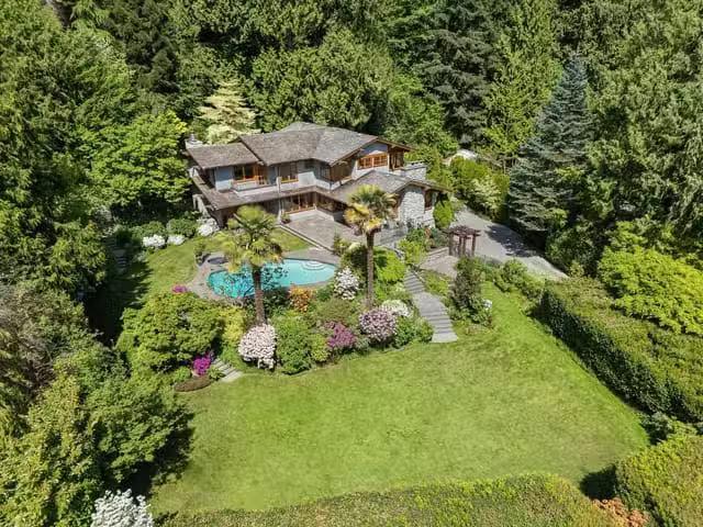House for sale in West Vancouver, West Vancouver, 3091 Mathers.
