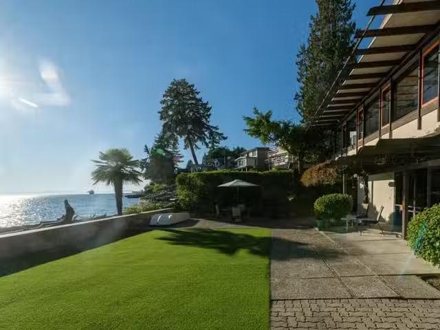 House for sale in West Vancouver, West Vancouver, 3248 Marine.