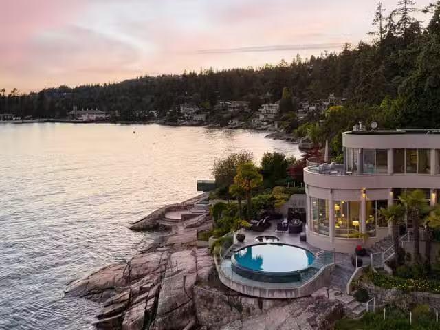 House for sale in West Vancouver, West Vancouver, 3912 Marine.