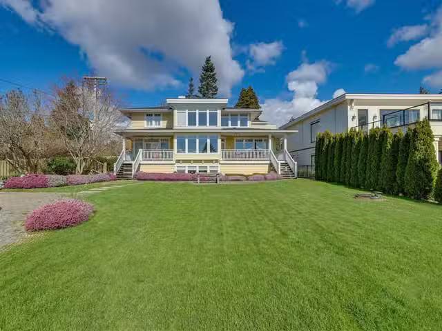 House for sale in White Rock, South Surrey White Rock, 14008 M.
