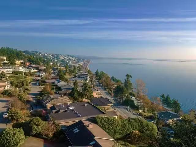 House for sale in White Rock, South Surrey White Rock, 14310 S.
