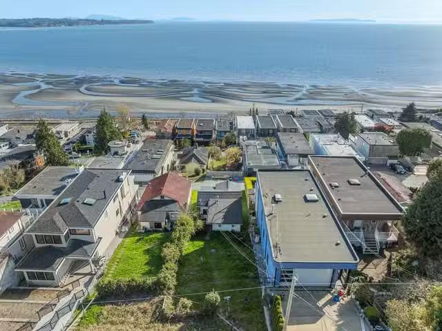 House for sale in White Rock, South Surrey White Rock, 15412 C.