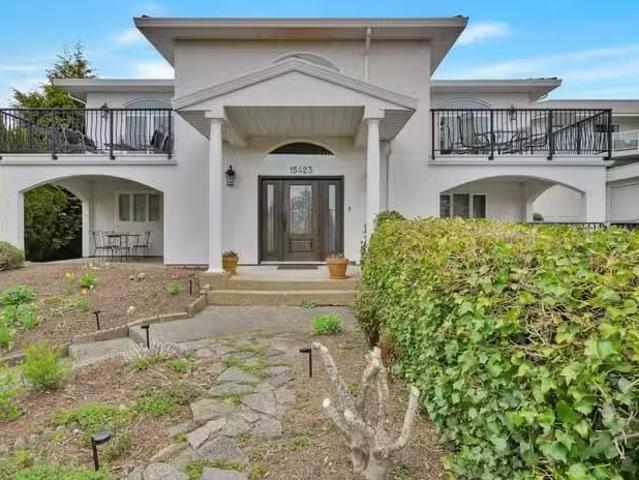 House for sale in White Rock, South Surrey White Rock, 15423 B.
