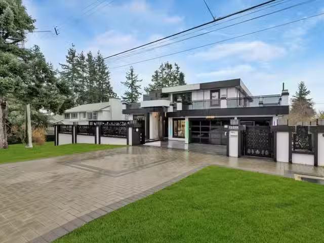 House for sale in White Rock, South Surrey White Rock, 15460 S.