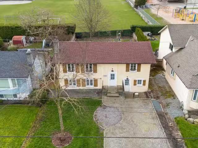 House for sale in White Rock, South Surrey White Rock, 15894 T.