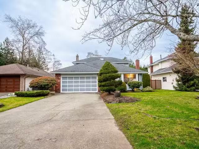 House for sale in White Rock, South Surrey White Rock, 1285 16.
