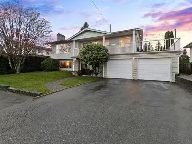 House for sale in White Rock, South Surrey White Rock, 1341 Pa.