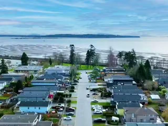 House for sale in White Rock, South Surrey White Rock, 942 Lee.