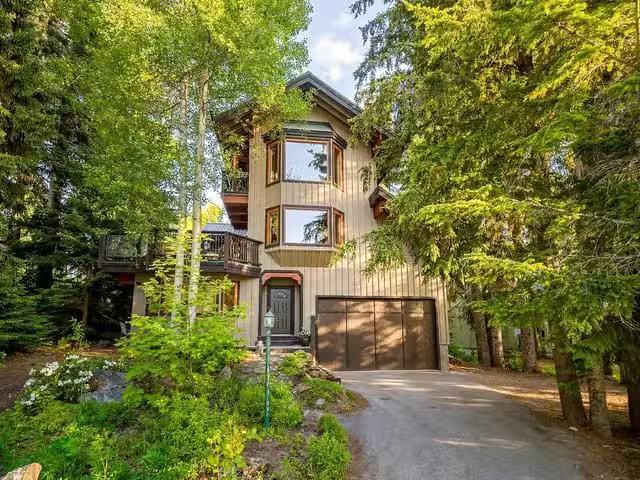 House for sale in Whistler, Whistler, 7231 N Fitzsimmons Road.